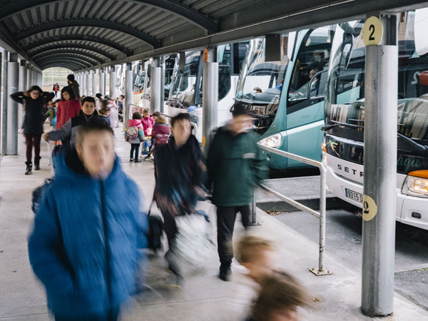 Un entorno cercano, con todas las facilidades de transporte, servicio de custodia… todo lo que necesitas para el cuidado de tus hij@s